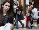 Marta Kaczyńska z córkami i psem wyjeżdżają z domu na święta (ZDJĘCIA)